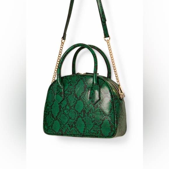 JustFab Handbags - 🌸3/$25 JustFab “I’m The Boss” Dome Satchel​​​​​